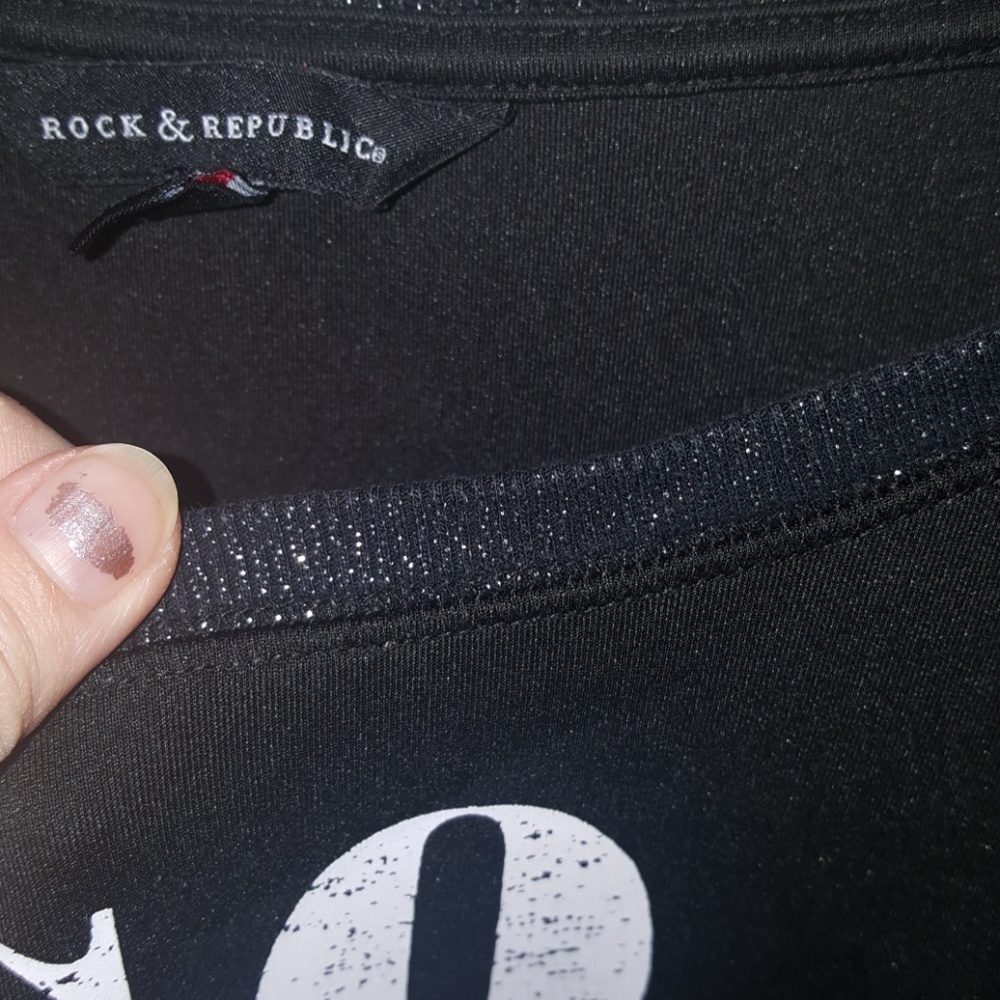Rock & Republic Sweatshirt - Picture 4 of 4